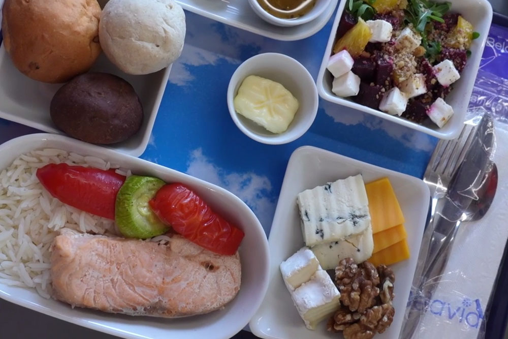 «Белавиа» вводит дополнительное питание на борту Авиакомпания Белавиа