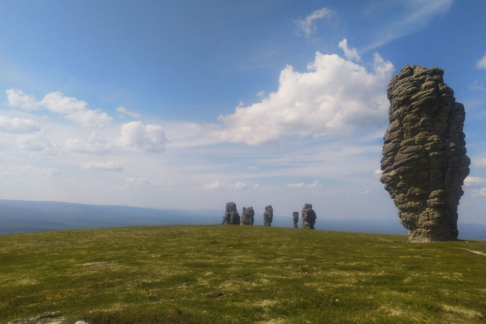 Мансийские балваны Маньпупунёр