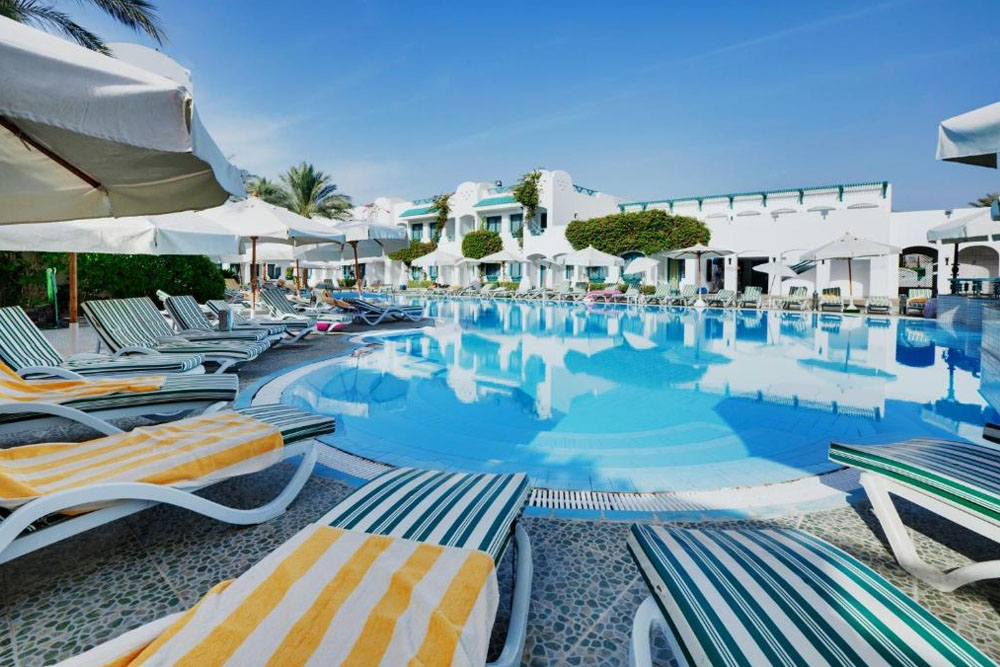 Отель Falcon Hills 3* Falcon Hills 3*